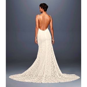 Brand new, never used wedding dress